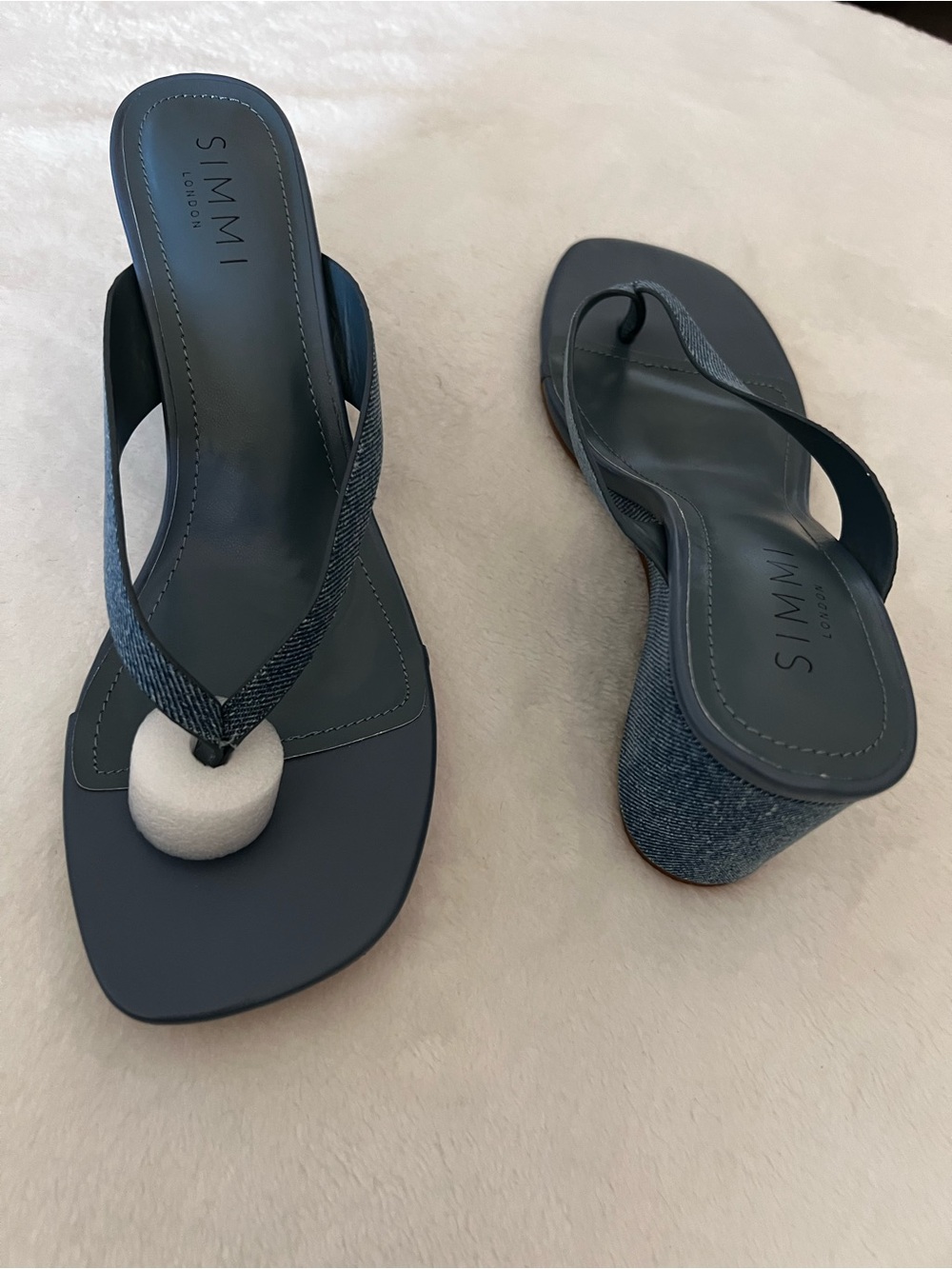 Simmi London Women's Black Wedge Thong Sandals - Minimal Square Toe Size 10